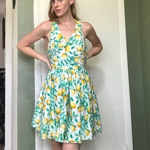 Lemon print cross back dress. Needs new zipper